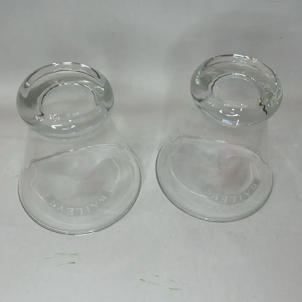 Baileys Rock Glass 8 Oz Each 4 1/4 In Tall 3 3/4 Round Set 2 Liquor Bar Cocktail